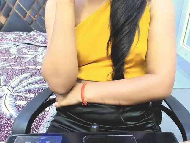 Indiankitty11 webcam