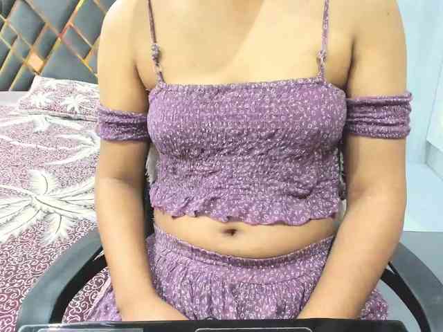 Indiankitty11 webcam