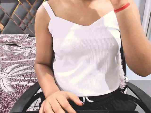 Indiankitty11 webcam