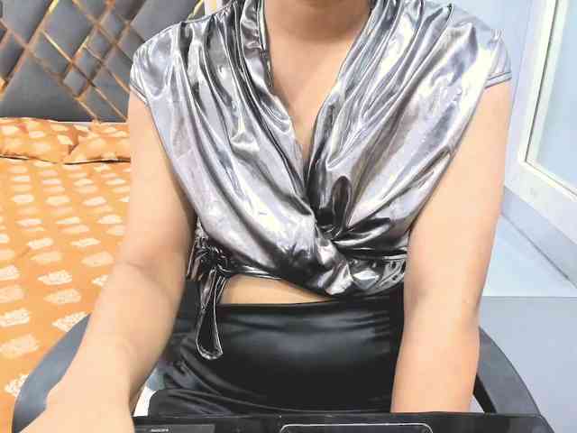 Indiankitty11 webcam