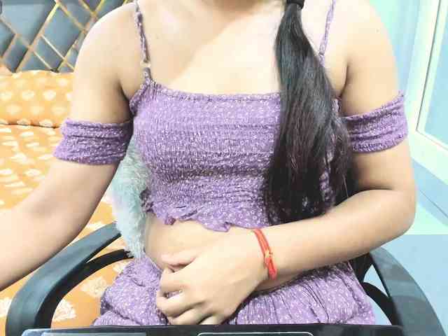 Indiankitty11 webcam