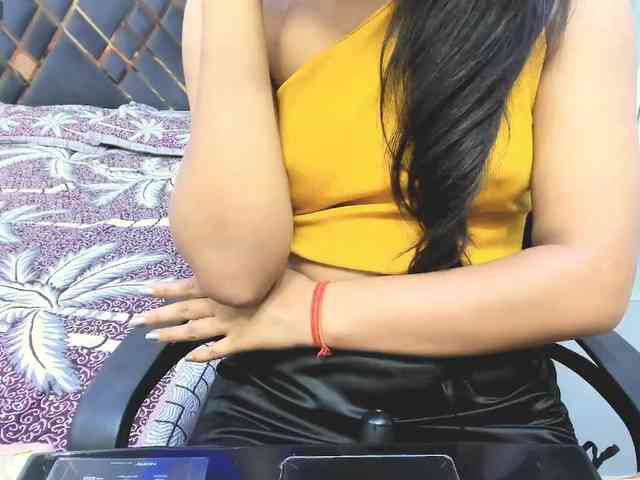 Indiankitty11 webcam