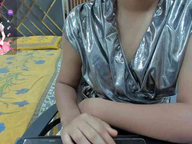 Indiankitty11 webcam