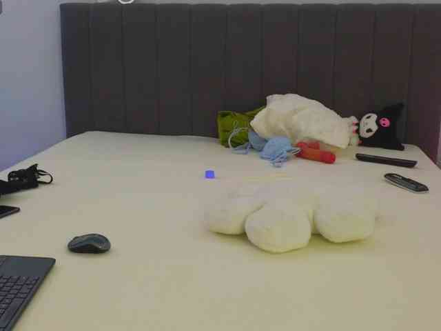 LauraMirage LauraMirage