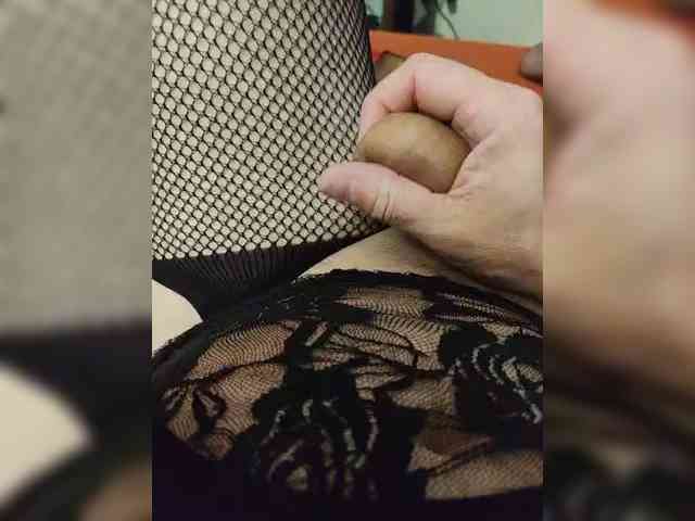 Vladi15 Live Webcam on BongaCams