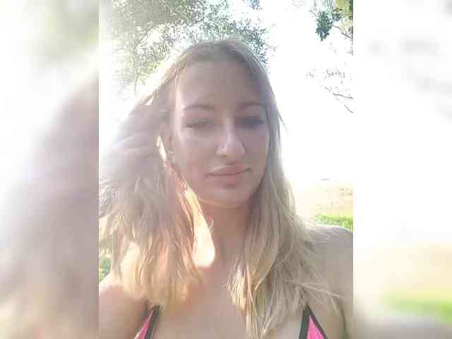 Shaved White, Shaved Babes, Gr Live Adult Video Chat – 24/7 XXX Cams | GodfatherXXX