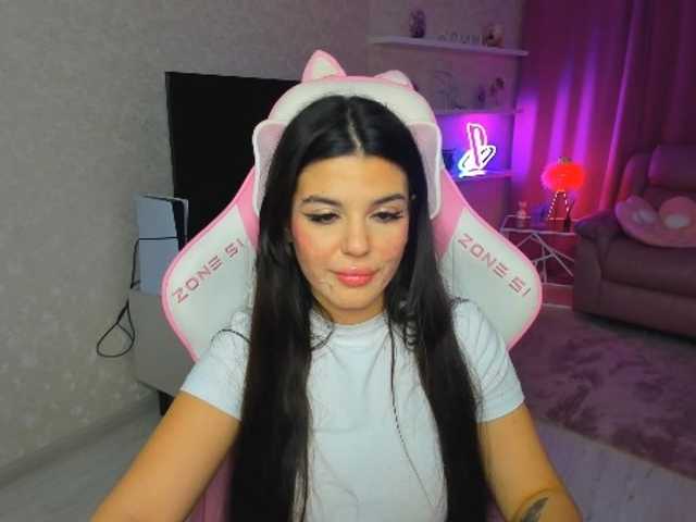 SnowingWinter webcam bongacams model stream image