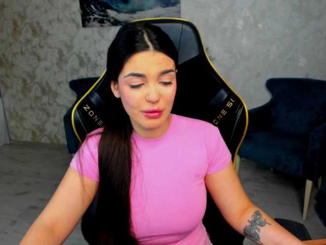 SnowingWinter's BongaCams show and profile