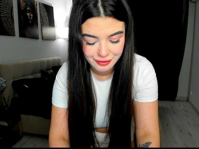 SnowingWinter's BongaCams show and profile