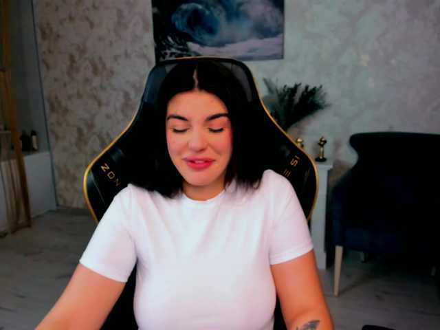 SnowingWinter's BongaCams show and profile