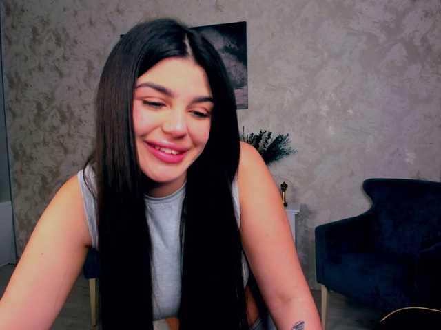 SnowingWinter's BongaCams show and profile