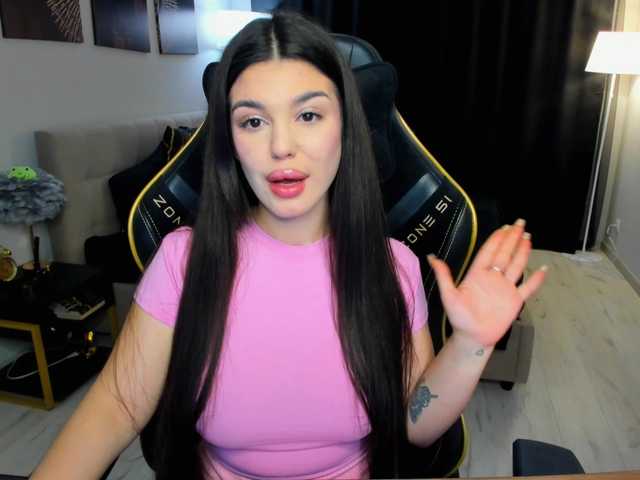 SnowingWinter's BongaCams show and profile