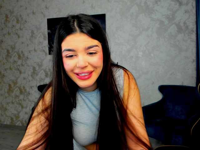 SnowingWinter's BongaCams show and profile