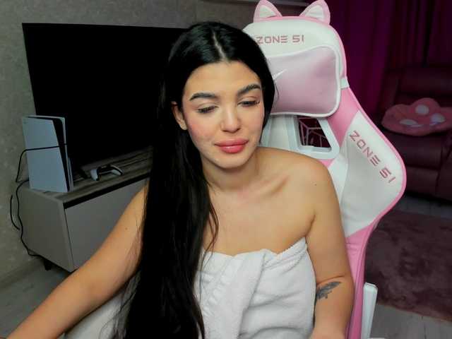 SnowingWinter webcam bongacams model stream image