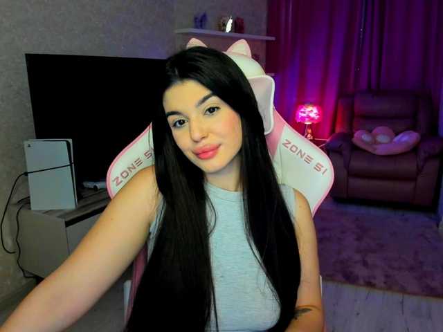 SnowingWinter's BongaCams show and profile