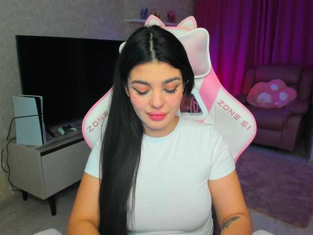 SnowingWinter's BongaCams show and profile