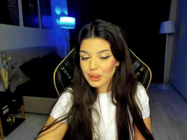 SnowingWinter webcam