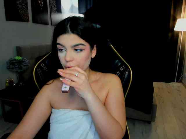 SnowingWinter webcam