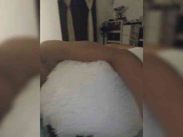 Cutieass69 webcam