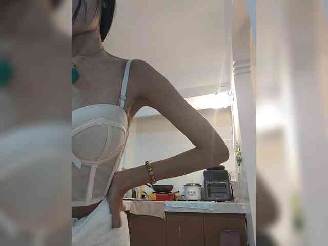 Cutieass69 webcam