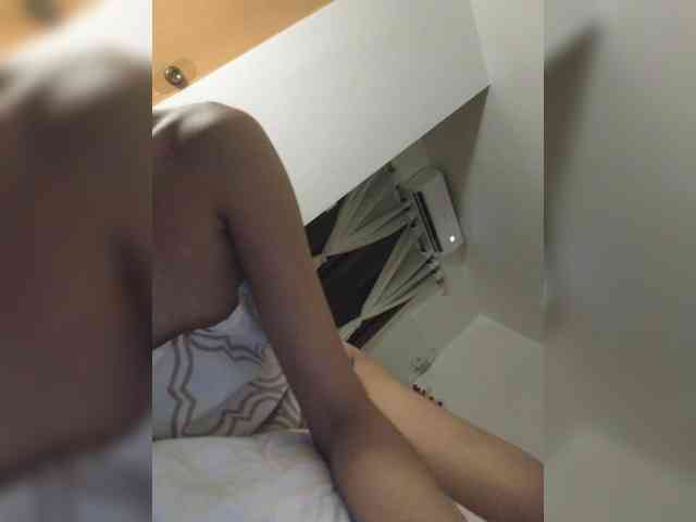 Cutieass69 webcam