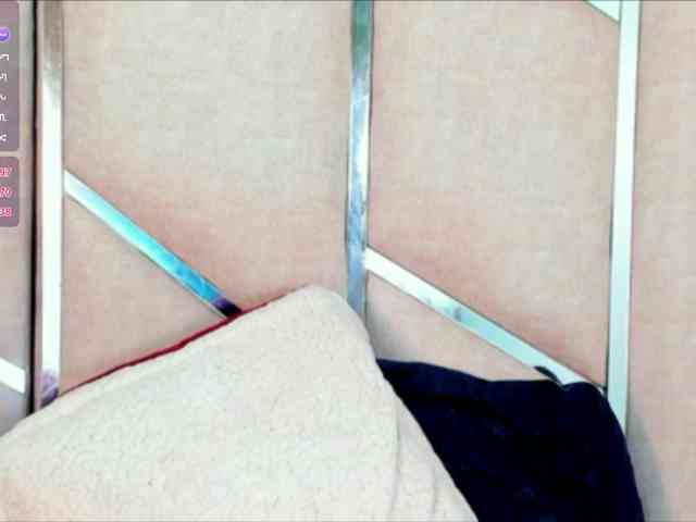 ViolethSmith webcam