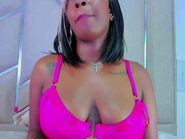 ViolethSmith webcam