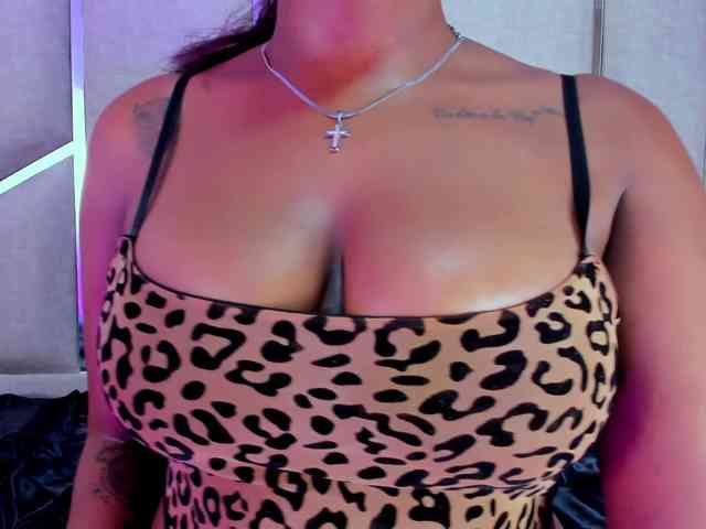 ViolethSmith webcam