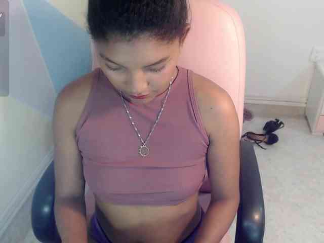 elly-willis webcam