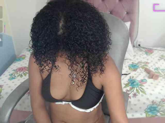 elly-willis webcam