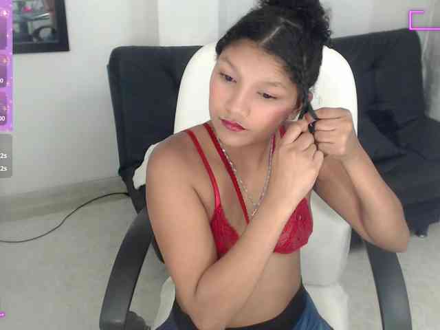 elly-willis webcam