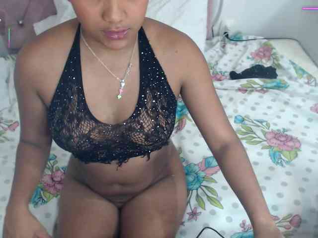 elly-willis webcam