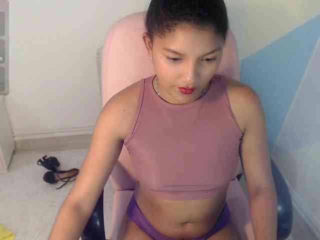 elly-willis webcam