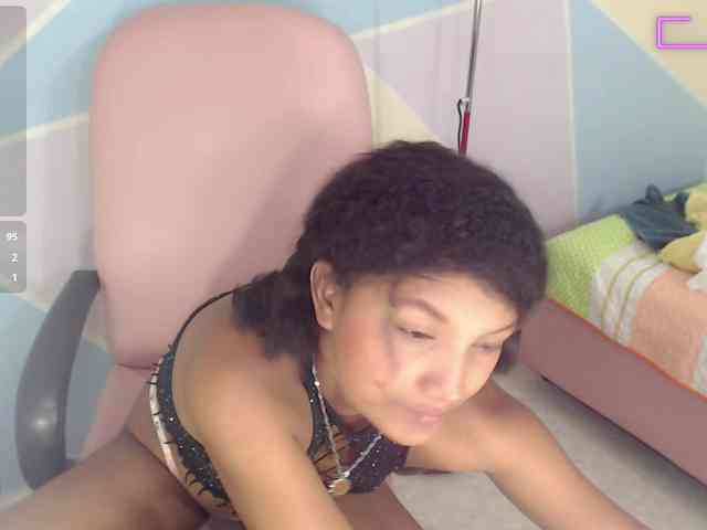 elly-willis webcam
