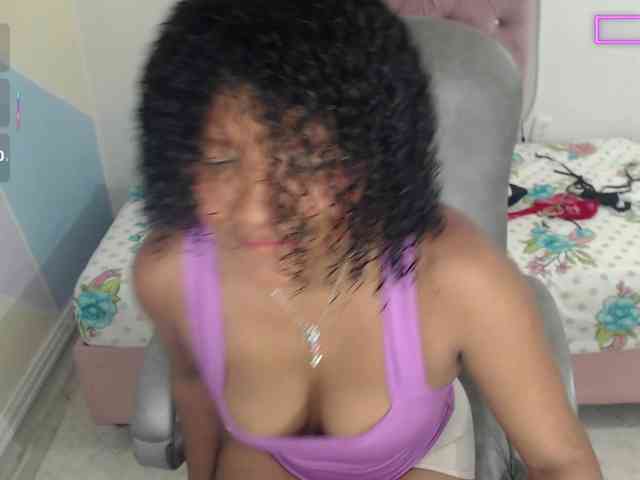 elly-willis webcam
