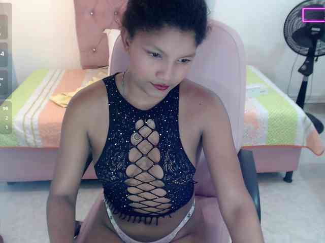 elly-willis webcam