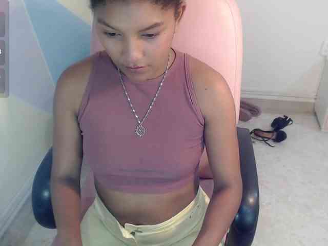 elly-willis webcam