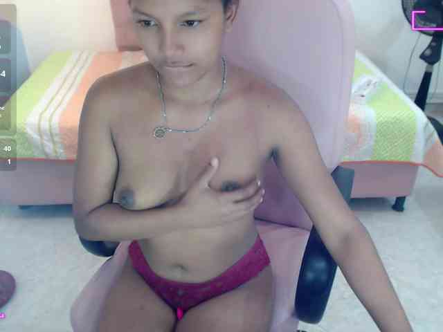 elly-willis webcam