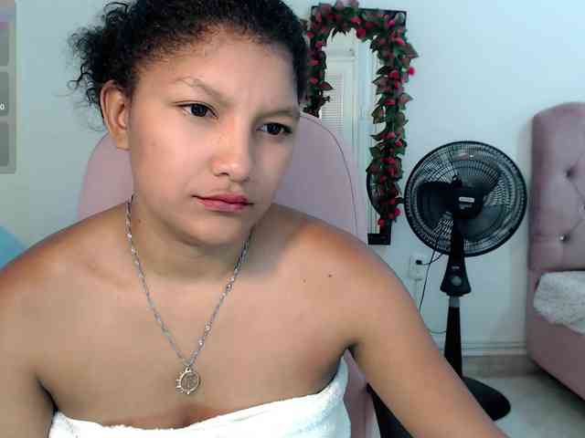 elly-willis webcam