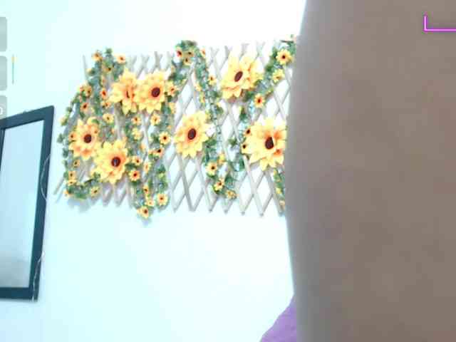 elly-willis webcam