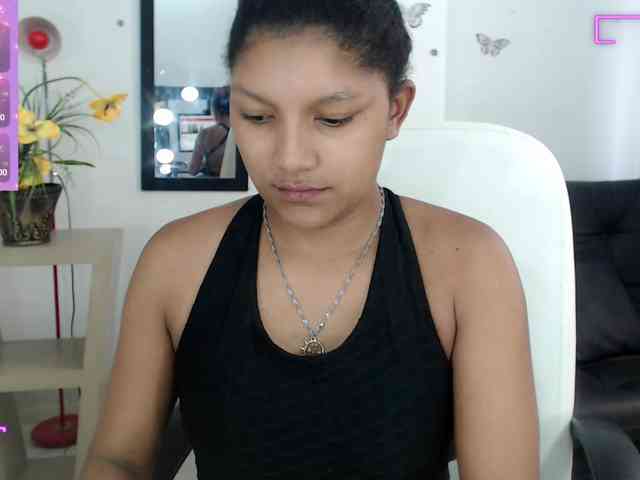 elly-willis webcam