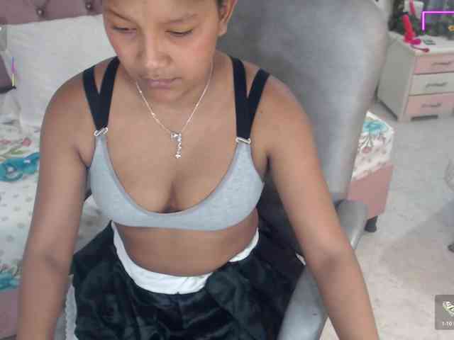 elly-willis webcam