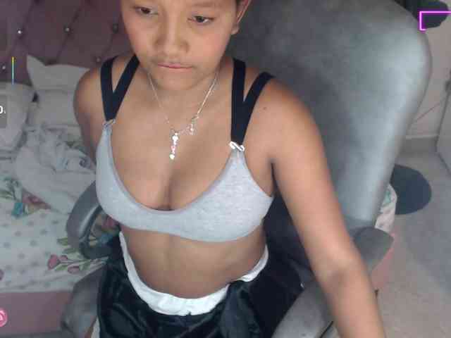 elly-willis webcam
