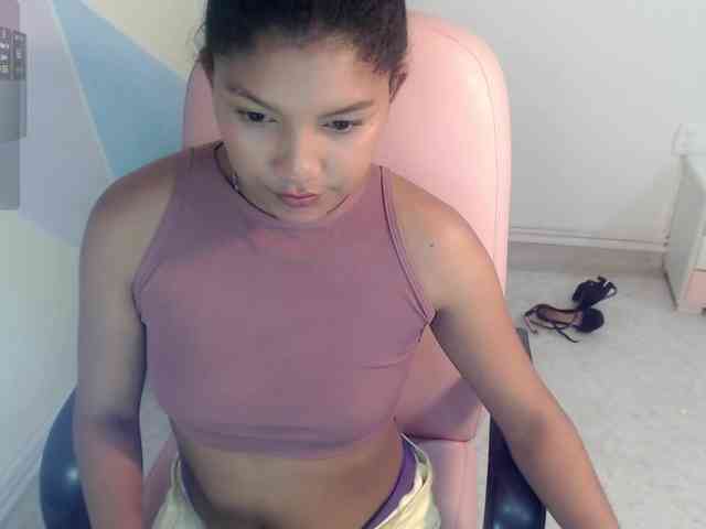 elly-willis webcam