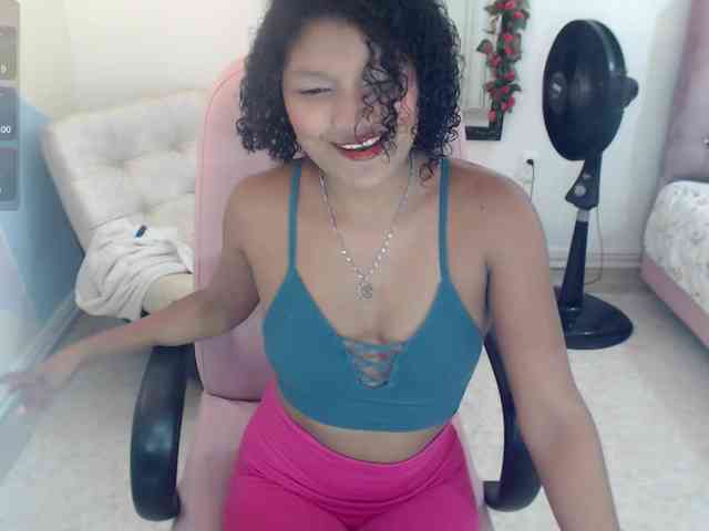 elly-willis webcam