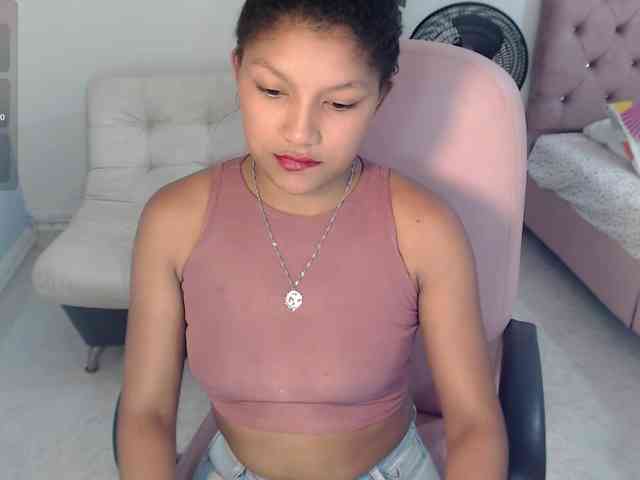 elly-willis webcam