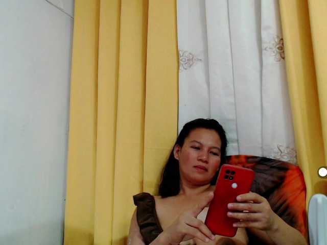 nemayhottits's BongaCams show and profile