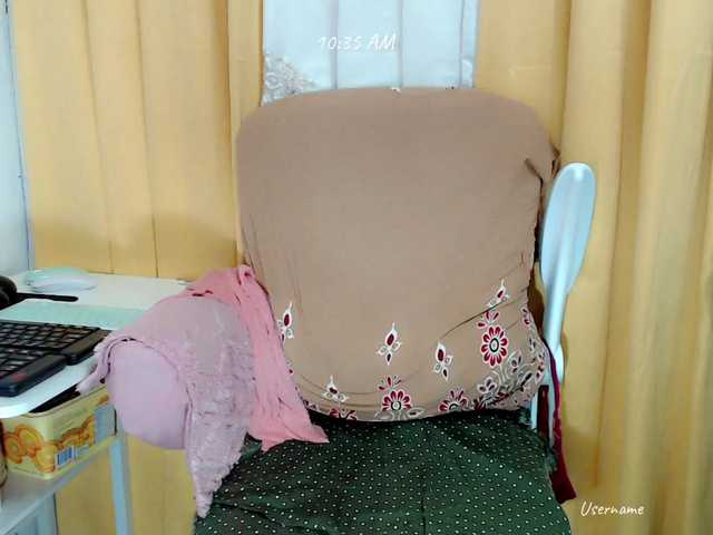 nemayhottits's BongaCams show and profile