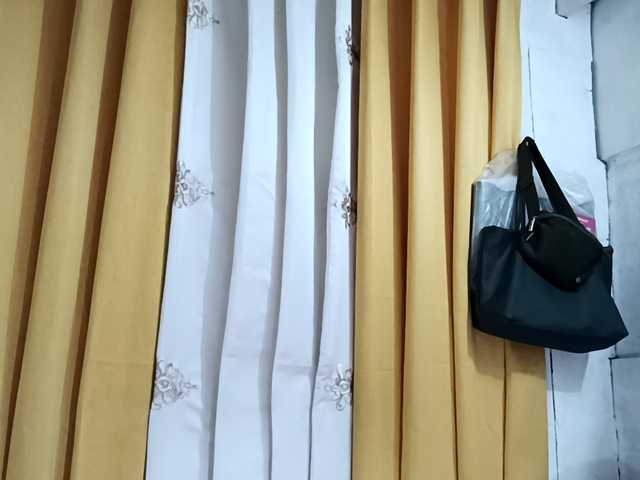 nemayhottits's BongaCams show and profile