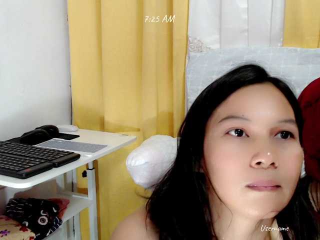 nemayhottits's BongaCams show and profile